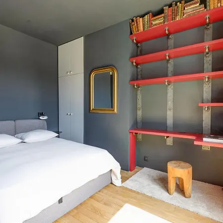 Palais Royal Apartman *